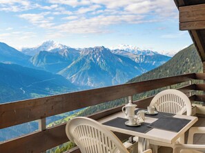 Outdoor dining - 1 Zimmerwohnung, 2-Betten by Interhome (Riederalp)