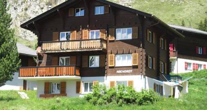 Abendrot EG Süd-West Appartement/Fewo, Dusche, WC 3 1/2 Zimmerwohnung, 6-Betten by Interhome