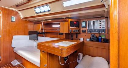 Sun-Kissed Sailing Adventure in Northern Croatia