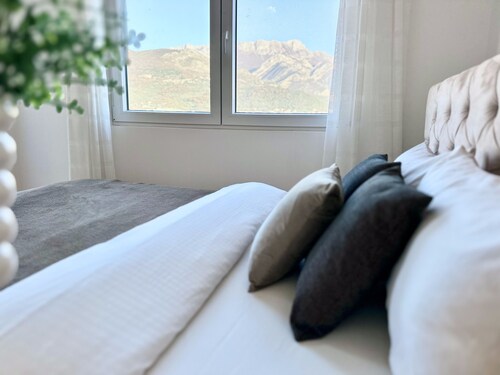 Alula Apartments "1"