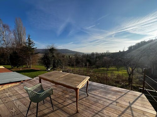 Maison avec terrasse & vue nature près de Neufchâteau
