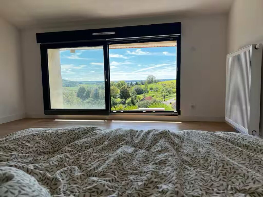 2 bedrooms, Internet, bed sheets