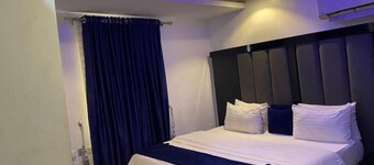 Jada Lounge and hotels