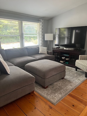 Living area - Adorable House for Rent August 15-22, 2026 (Falmouth)