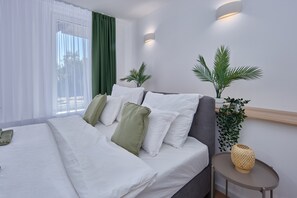 1 bedroom, iron/ironing board, WiFi, bed sheets - Modern 55m² Apartment in Modra Center, 5 Min to Forest Trails & Wineries (Modra)