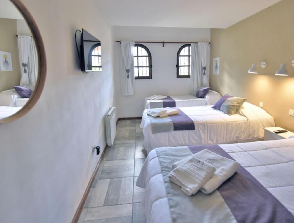 Family Room | In-room safe, free WiFi