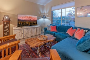 Smart TV - MT Views, Golf Oasis, Htd POOL, Spa, Smart TVs (Gold Canyon)