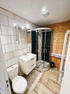 Chalet Comfort, vista giardino | Bagno