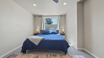 1 bedroom, WiFi (free), bed sheets