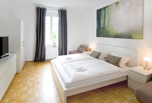Iron/ironing board, WiFi, bed sheets - Stadt Land Fluss Apartment 3 (Regensburg)