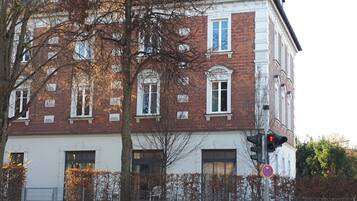 Esterni