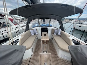 Property grounds - Sun-Kissed Sailing Adventure in Split, Croatia (Split)