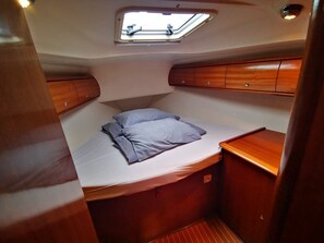 Room - Sun-Kissed Sailing Adventure in Sibenik, Croatia (Primošten)