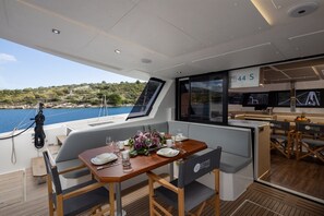 Outdoor dining - Sun-Kissed Sailing Adventure in Sibenik, Croatia (Primošten)