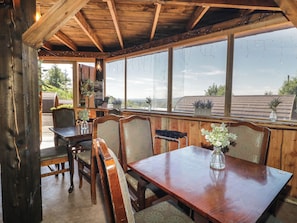 Dining - Gortin Glen Glamping Pod 3 (Omagh)