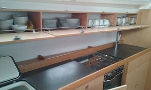 Private kitchen - Sun-Kissed Sailing Adventure in Sibenik, Croatia (Primošten)