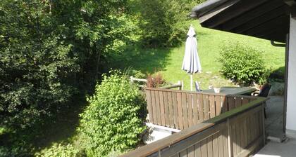 Goldrose Appartement/Fewo, Dusche oder Bad, WC 4-Bettwohnung by Interhome