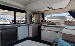 Private kitchen - Sun-kissed Sailing Adventure in Split-Dalmatia, Croatia (Seget Donji)