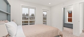 Brand New 3BR Townhome | Roof Top Patio + Garage