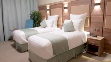 Blackout curtains, soundproofing, iron/ironing board, free WiFi