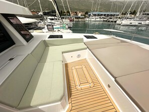 Property grounds - Sun-Kissed Sailing Adventure in Split, Croatia (Kaštel Gomilica)