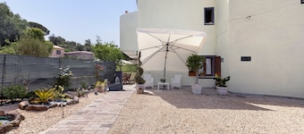 Holiday Home 'Casa Campitanesu' with Mountain View, Private Garden and Wi-Fi