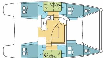 Plano de planta que muestra un vestíbulo central, dos alas y un atrio central.
