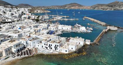 Sun-Kissed Sailing Adventure in the Stunning Islas Cícladas