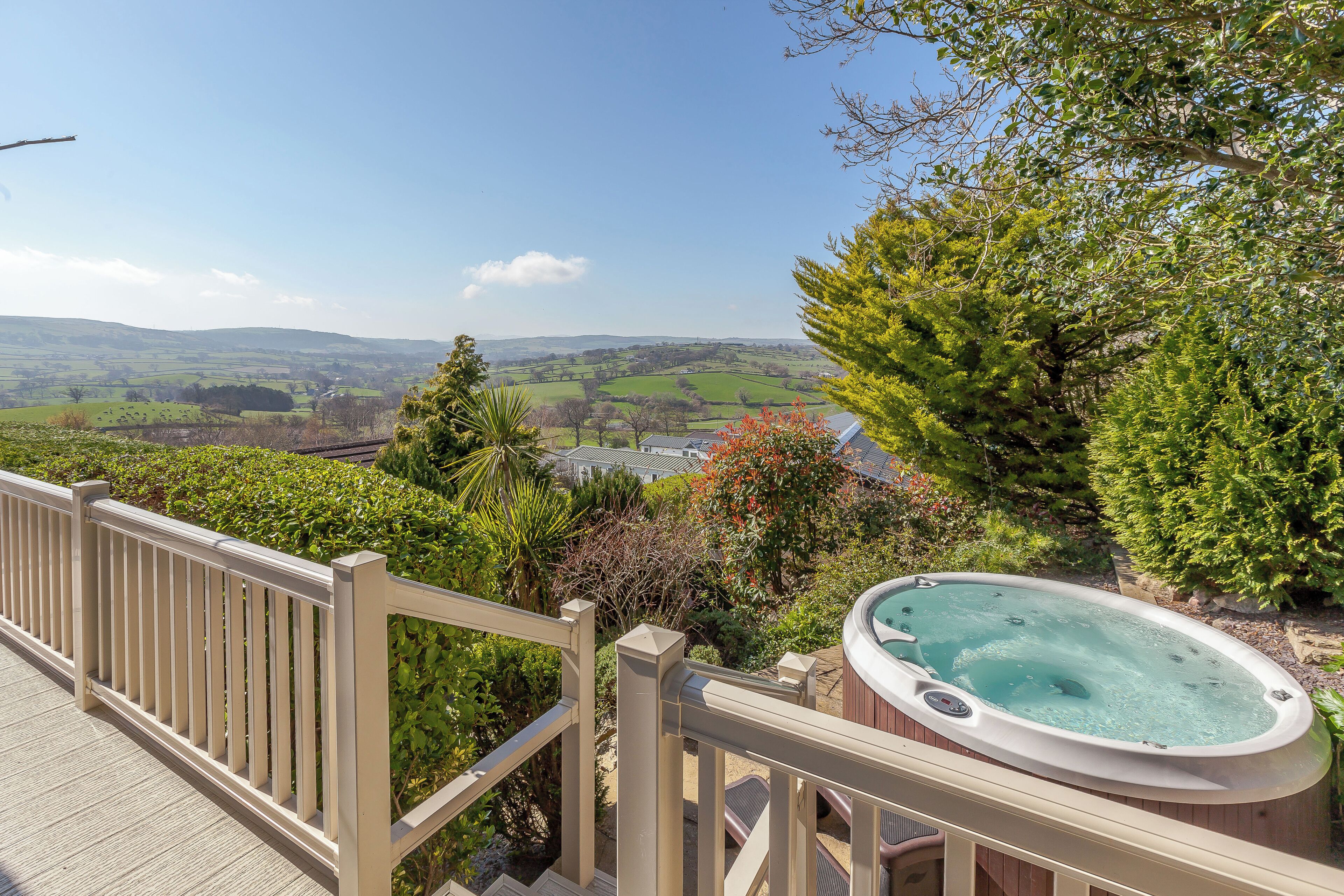 Cliff Top Lodge