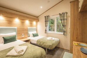 Mobile Home, Patio | WiFi - Tan Rallt Holiday Park & Spa (Abergele)