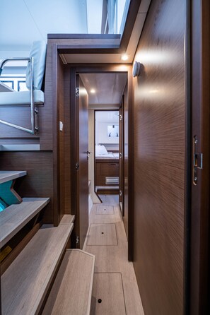 4 bedrooms - Sun-Kissed Sailing Adventure in the Ionian Islands, Lefkada (Lefkada)