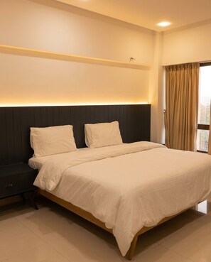 Iron/ironing board, WiFi, bed sheets - Hamsun 2-bedroom apartment hotel in Clifton Karachi (Karachi)