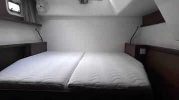 4 bedrooms
