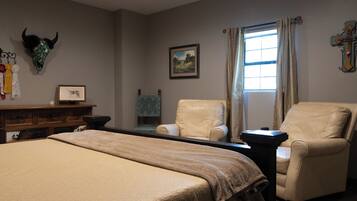 2 bedrooms, WiFi (free), bed sheets
