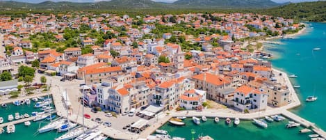 Marina
