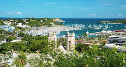 Sun-Kissed Sailing Adventure in Gran Laguna from Nueva Caledonia