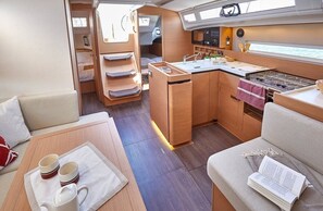 2 bedrooms - Sun-Kissed Sailing Adventure in Zadar, Croatia (Bibinje)