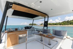 Property grounds - Sun-kissed Sailing Adventure in Split-Dalmatia, Croatia (Seget Donji)