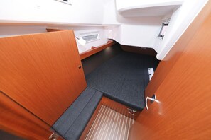 Interior - Sun-Kissed Sailing Adventure in Zadar, Croatia (Zadar)