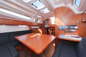 Interior - Sun-Kissed Sailing Adventure in Zadar, Croatia (Zadar)
