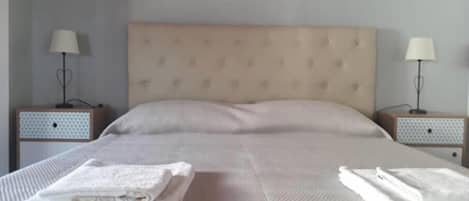 1 Schlafzimmer, Bügeleisen/Bügelbrett, WLAN, Bettwäsche