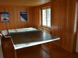 Spielezimmer