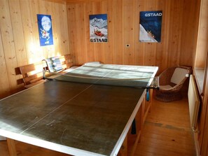 Spielezimmer