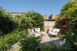 Terrace/patio - Charming Garden Home in Brixton (Greater London)