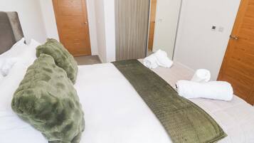 3 bedrooms, free WiFi, individually decorated, individually furnished