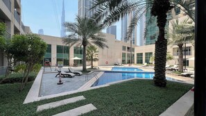Pool - Downtown 1BR with Burj View, Pool & Gym (Downtown Dubai)
