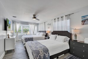 Iron/ironing board, internet, bed sheets - Delray Retreat - Fire Pit & Near Beach (Delray Beach)
