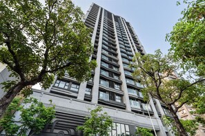 Exterior - Blueground | Dazhi, balcony, nr Riverside Park (TPE-2) (Taipei)
