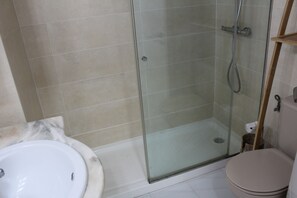 Shower, soap - Vrbo Property (Empuriabrava)
