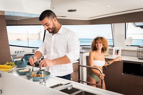 Sun-Kissed Sailing Adventure in Raiatea's Lagoon
